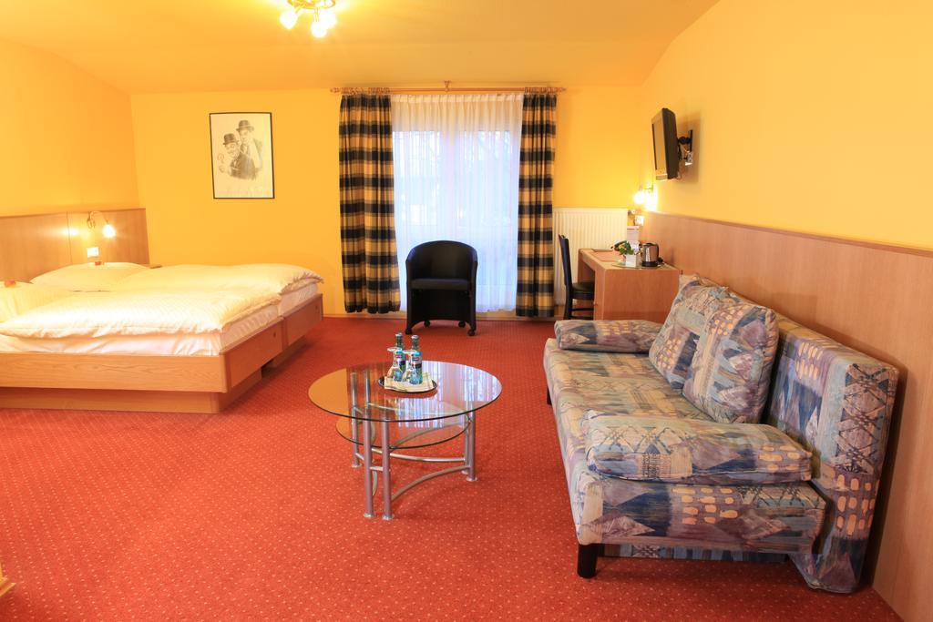 Hotel Kasserolle 지그부르크 외부 사진