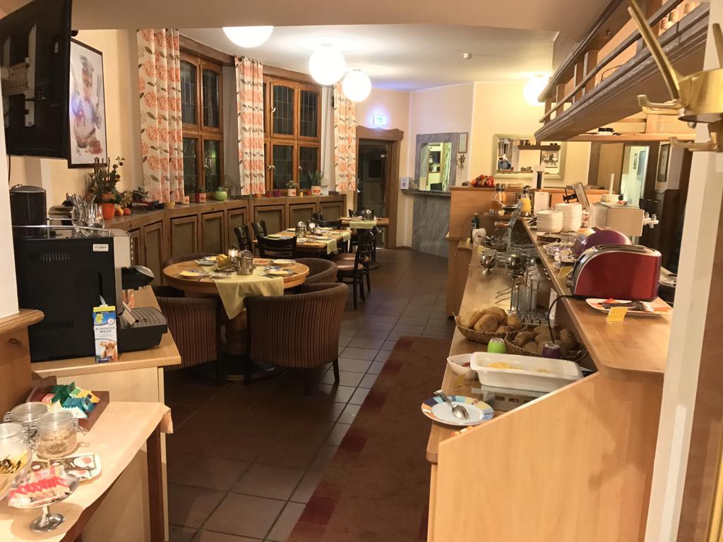 Hotel Kasserolle 지그부르크 외부 사진